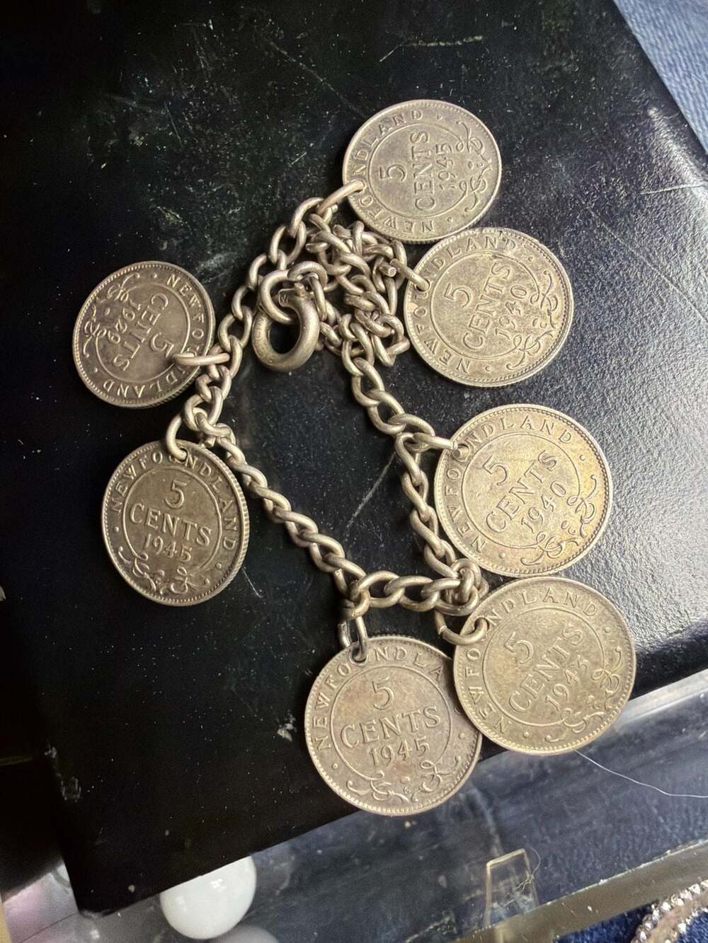 Vintage Newfoundland Silver 5 Cents Coin Charm Bracelet 1929-1945 - Picture 2 of 4